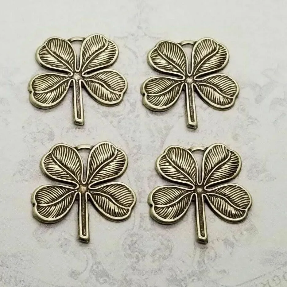 Small Brass 4 Leaf Clover Charms x 4 - 2124WRRAT.